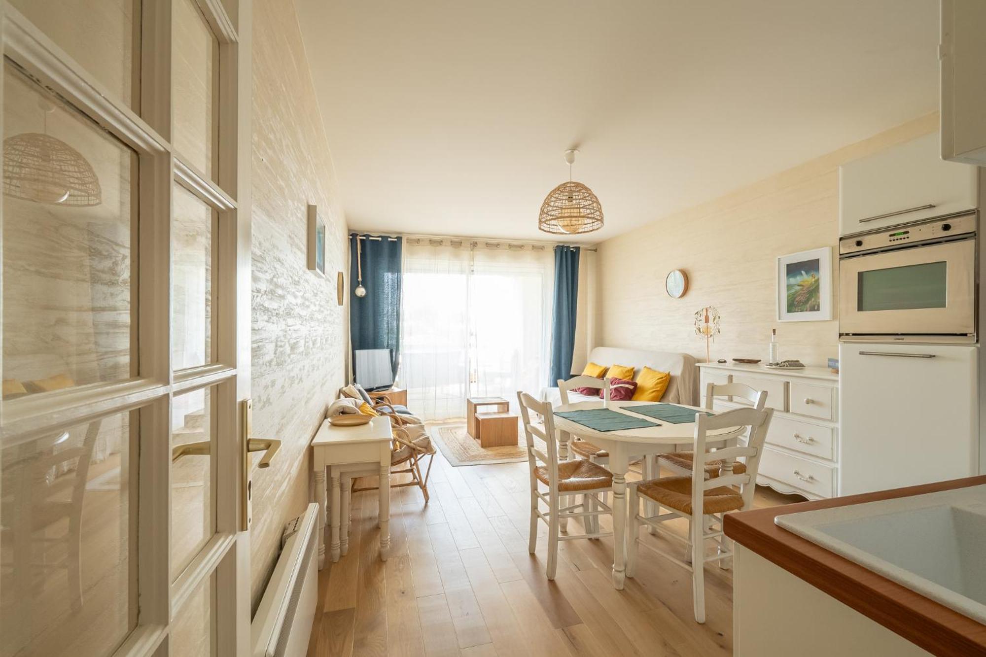 Agreable Appartement Et Terrasse A 2 Pas De La Mer ويميرو المظهر الخارجي الصورة